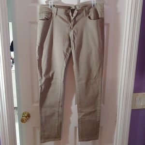 Khaki Skinny Jeans * Super Cute 😁